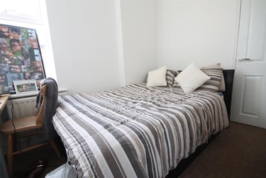 3 bed flat, Lyndhurst Avenue, Jesmond, Newcastle, NE23HH - Image 4